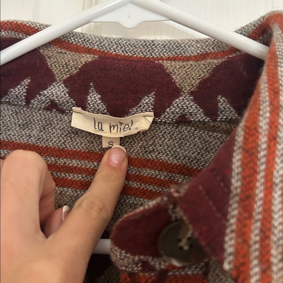 LA MIEL Multicolor Patterned Jacket - Picture 2 of 2